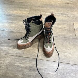 Gianni Bini Olive and Tan Combat Boots 6.5